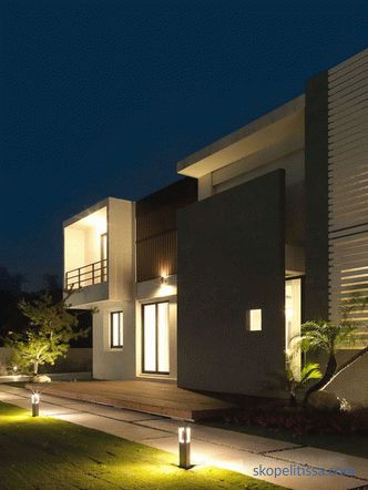 Diseño de una moderna casa de dos pisos con techo plano.