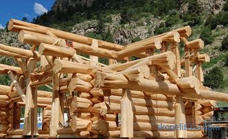 Cómo construir una casa a partir de un tronco redondeado, una casa de una casa de troncos, tecnología de construcción